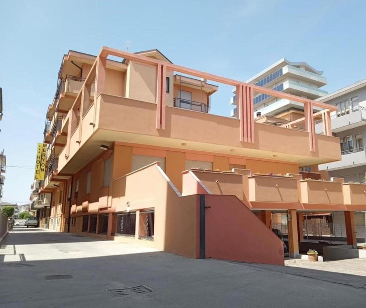 Easy Hotel Meryon Sottomarina Εξωτερικό φωτογραφία