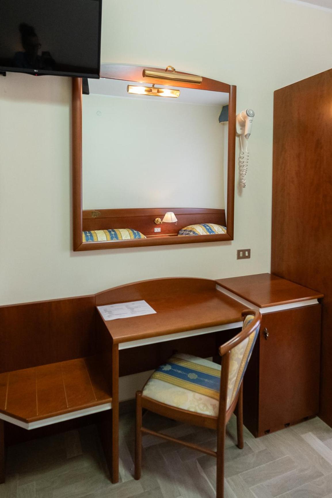 Easy Hotel Meryon Sottomarina Δωμάτιο φωτογραφία