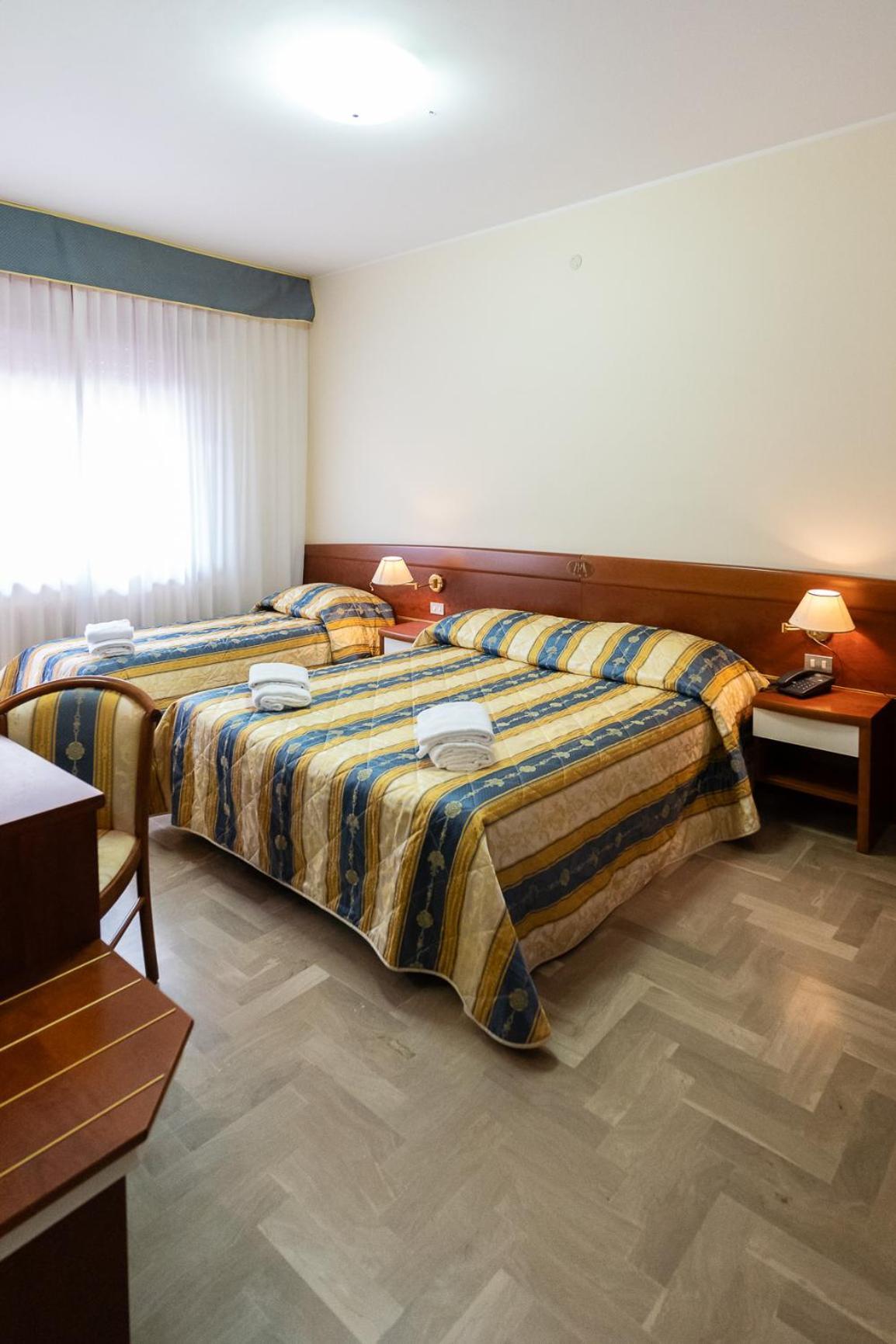 Easy Hotel Meryon Sottomarina Εξωτερικό φωτογραφία