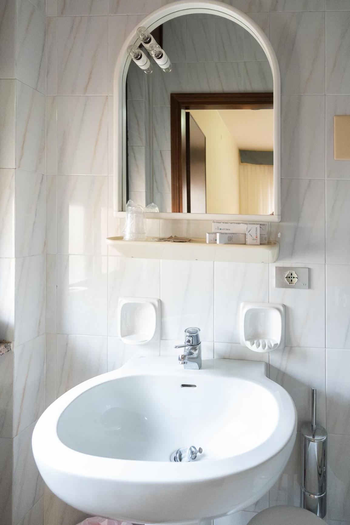 Easy Hotel Meryon Sottomarina Δωμάτιο φωτογραφία