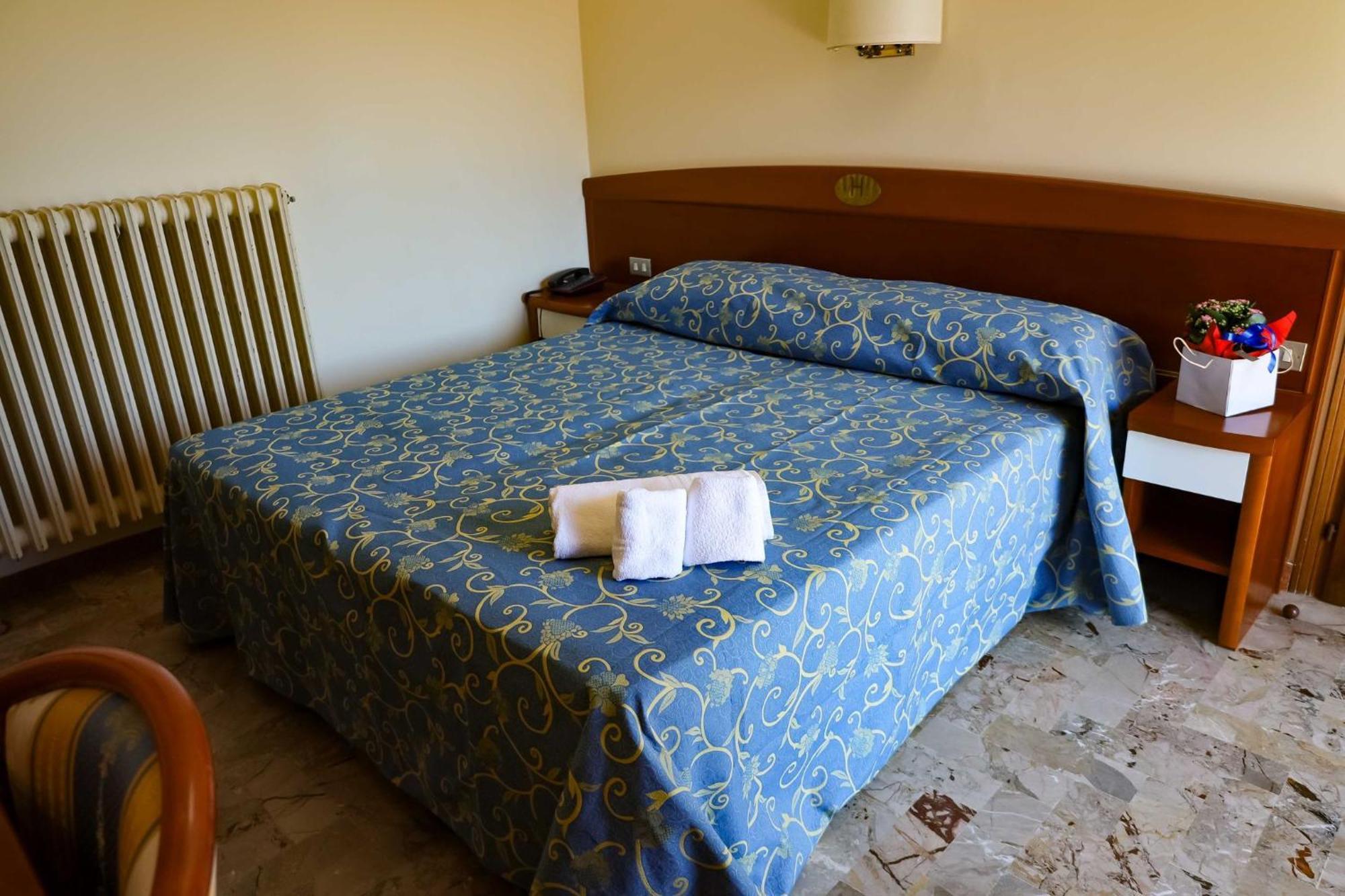 Easy Hotel Meryon Sottomarina Εξωτερικό φωτογραφία