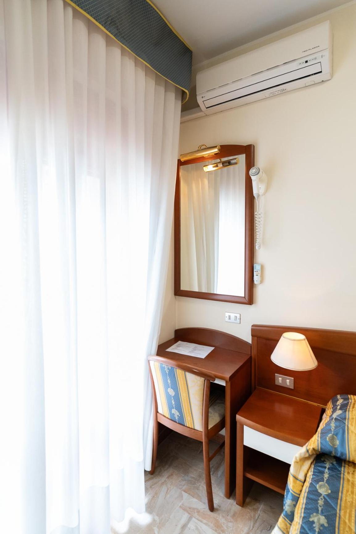 Easy Hotel Meryon Sottomarina Δωμάτιο φωτογραφία